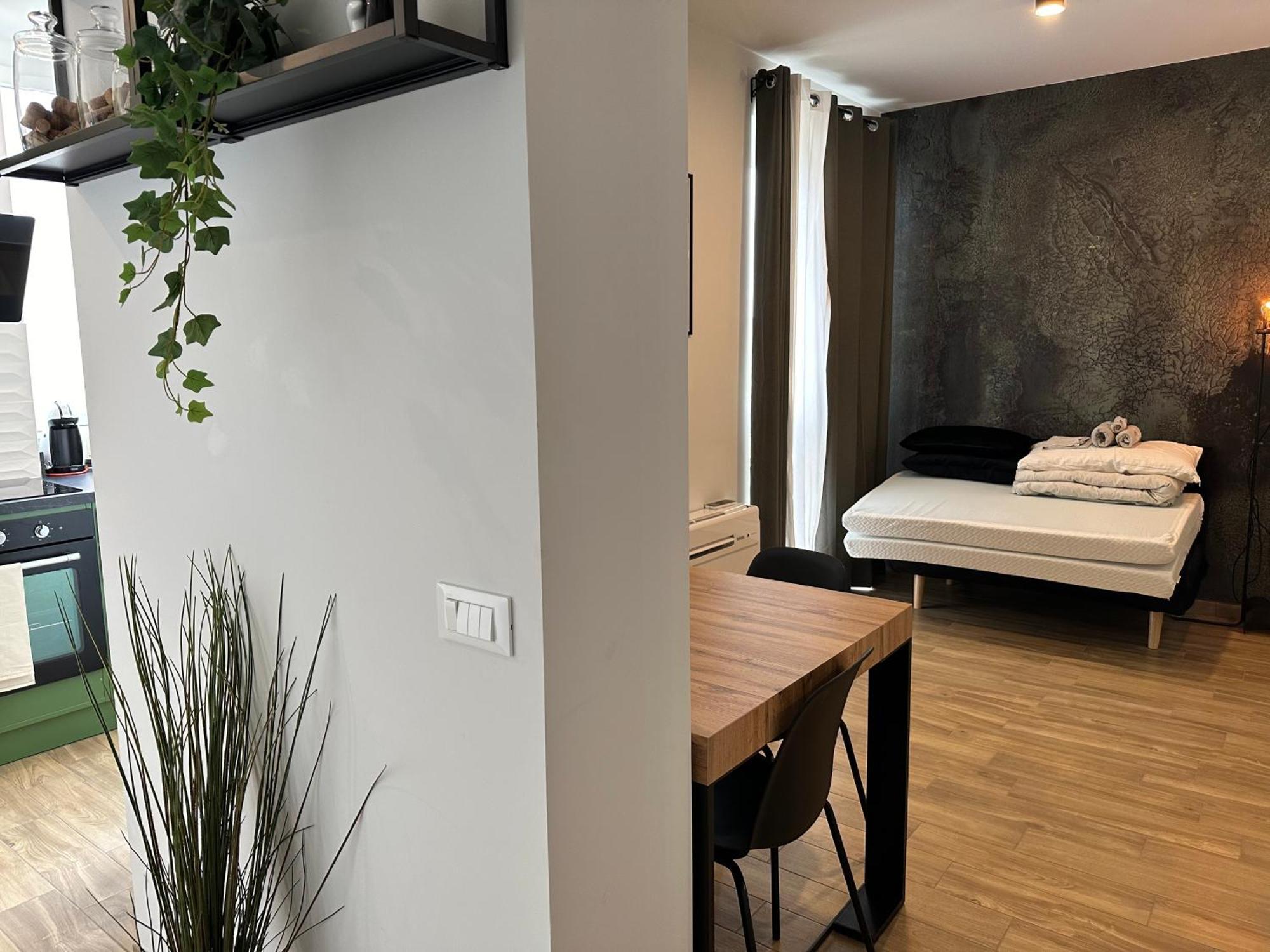 Repetti Design - 10 Min To Centre & Airport * Milán